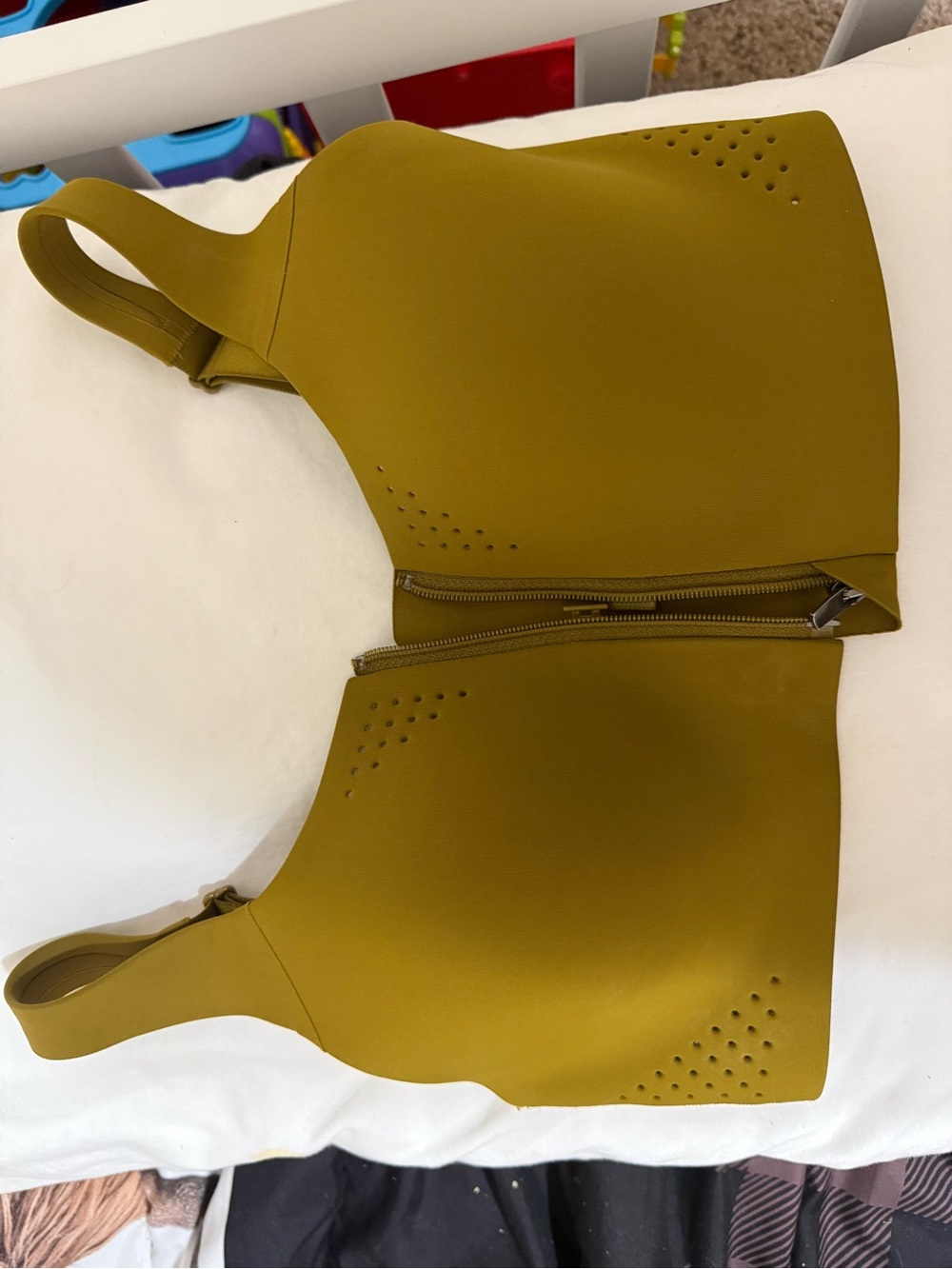 VSX Moss Green Front-Zip Seamless Sports Bra